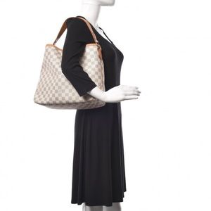 LOUIS VUITTON
Damier Azur Delightful MM Pink